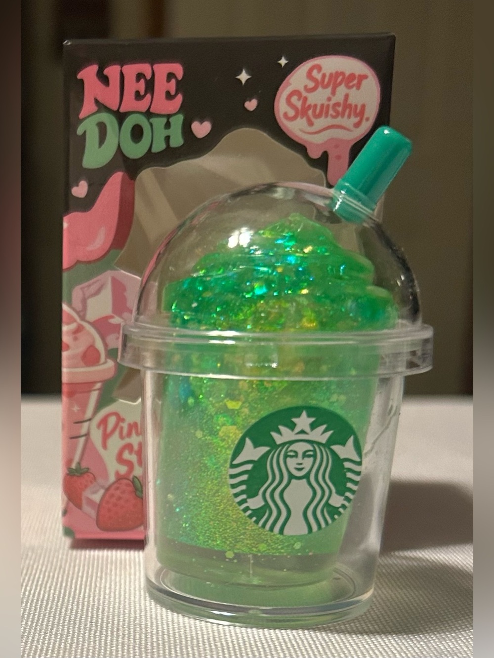 NeeDoh Super Squishy Green Glitter Cup